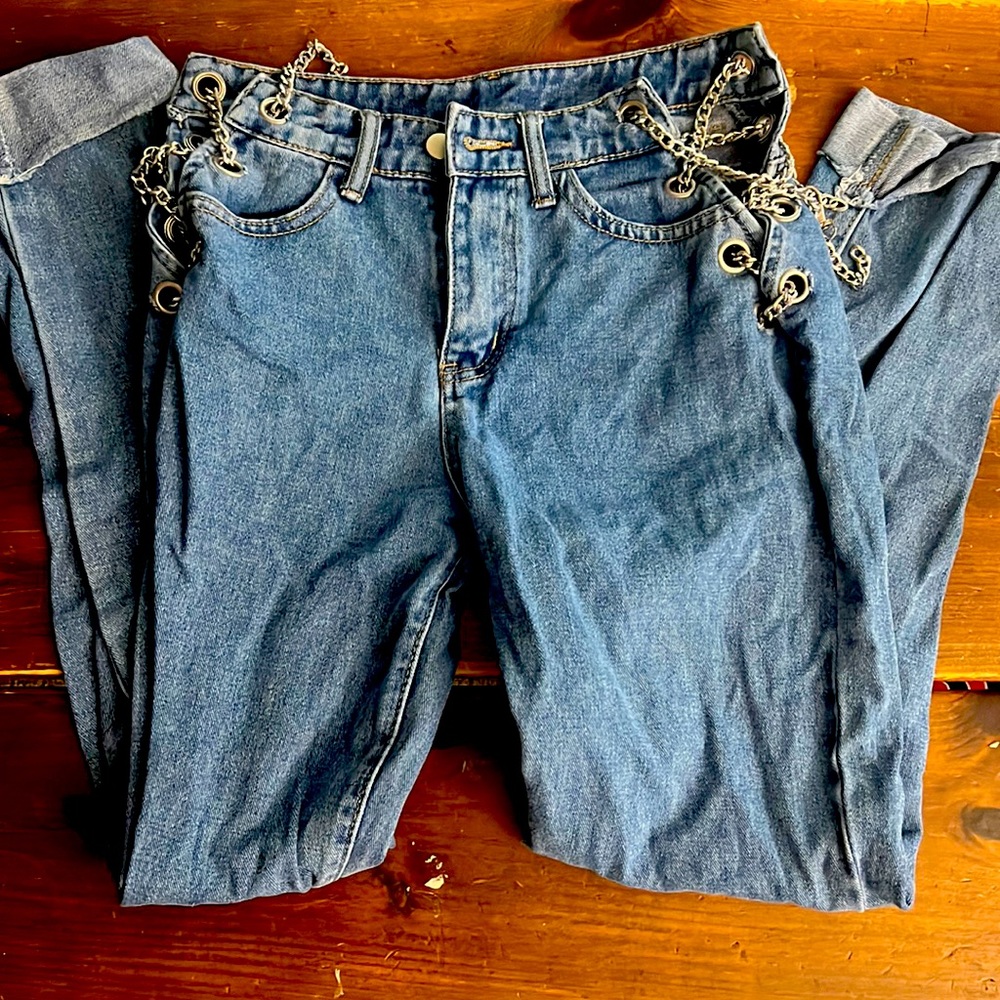 shein jeans with chains